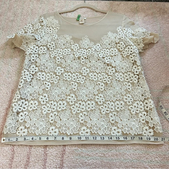 Sundance Nude Blouse with Crochet Lace Overlay Size Medium Office Bohemian - Picture 6 of 9